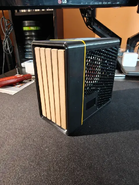 North Pi Case - with rear IO adapter and NVMe SSD for Raspberry Pi 4B — Фото 3 из 10