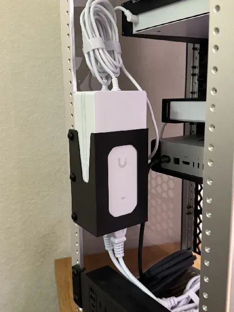 Ubiquiti Double 210W AC Adapter Rack Mount — Фото 2 из 3