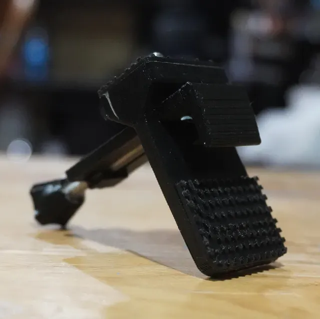 CreatorClip – Adjustable Monitor/Webcam Mount — Фото 4 из 7
