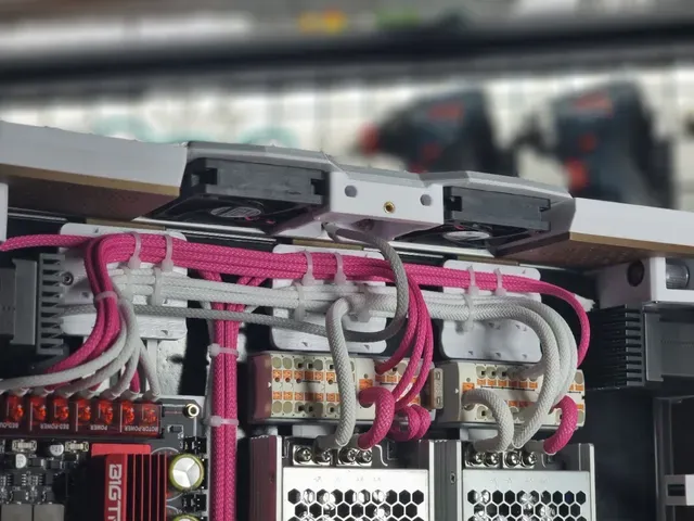 VORON 2.4/Trident Stealth Skirts - JST Splitter Side Fans — Image 6 of 6