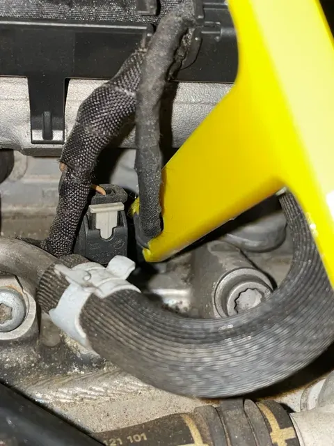 Abziehilfe für Glühkerzenstecker / Removal aid for glow plug connectors (VW Golf 7 1.6 TDI Common Rail Diesel)