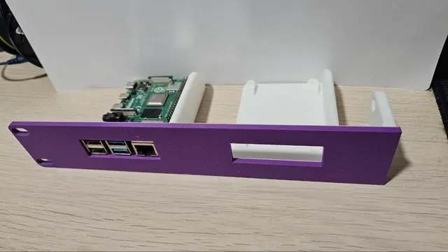 Raspberry Pi 2B/3B/4B/5B 19-inch Modular Rack Mount — Image 2 of 2