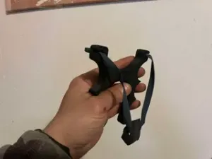Ergonomic minimalist slingshot