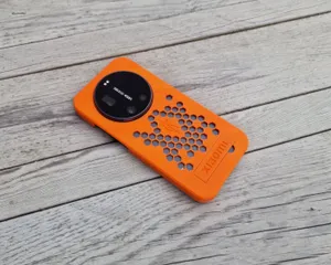 Xiaomi 17 Ultra Hex back cover with flip stand
