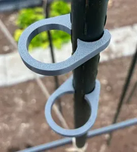 Plant clip for 16mm sticks