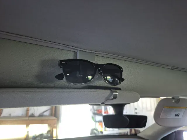 Tesla Model Y/3 Sunshade Clip with Sunglass Holder — Image 2 of 8