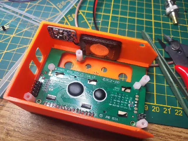 QMX housing for Baofeng batteries with speaker — Фото 2 из 6