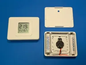 AAA Holder for Xiaomi Thermometer - Most Compact With Battery Terminals