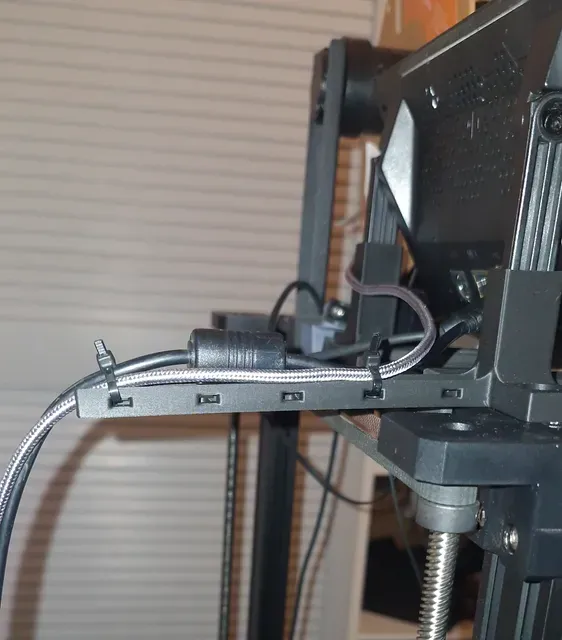 Creality Sonic Pad Top Rail Mount with Cable Management — Фото 4 из 7
