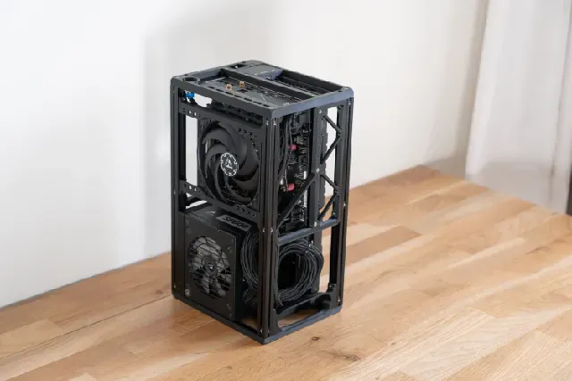 BeamCase SW - SFF sandwich case in 18 different sizes (7.2-10.3l) — Image 5 of 21