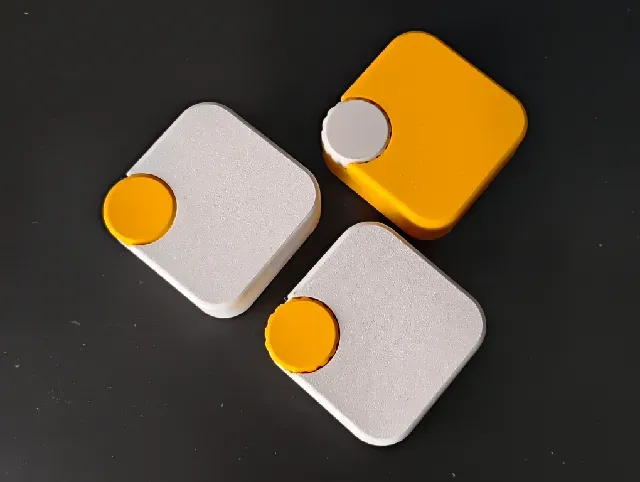 CMF Phone 2 Pro add-on lens carry case