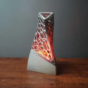 Tri Voronoi Lamp