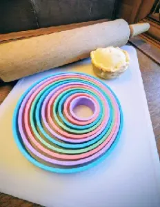 Round Pastry Cutter Set (Metric)