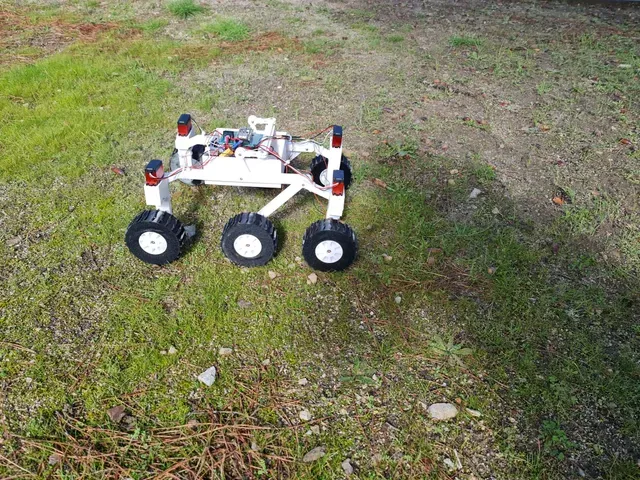 Papaya Pathfinder - Open Source ESP32 Rover — Фото 3 из 4