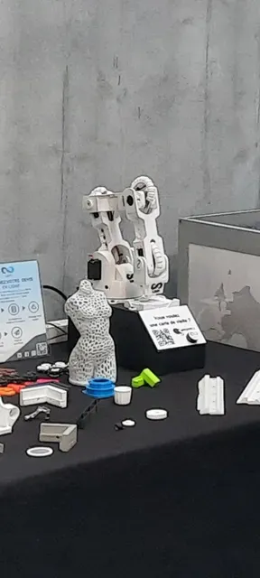 Bras Robotisé 5 Axes avec Main à Ventouse – LS1 — Фото 2 из 3