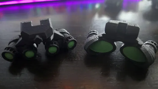 Dummy 13 Quad Tube Night Vision Goggles — Image 8 of 9