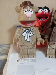 Muppets Fozzie Bear Giant Minifig