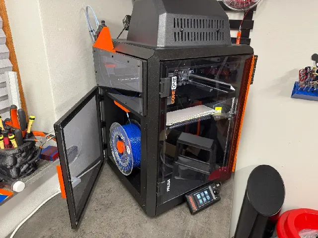Prusa Core One with side doors, MMU3 buffers and integrated filament routing — Фото 4 из 16