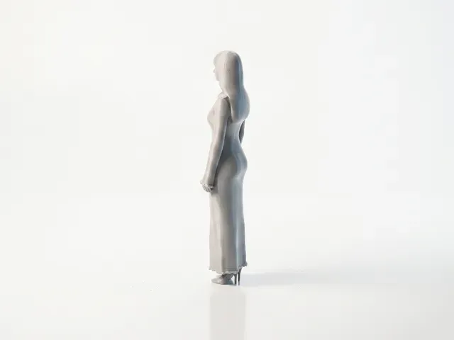 Night Gown Lady Figurine Female Figure 3D Printable — Фото 5 из 5