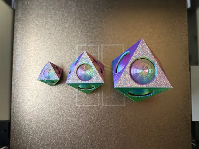 Spinning Sphere Inside the Octahedron | Print-in-Place Fidget Toy — Фото 15 из 16