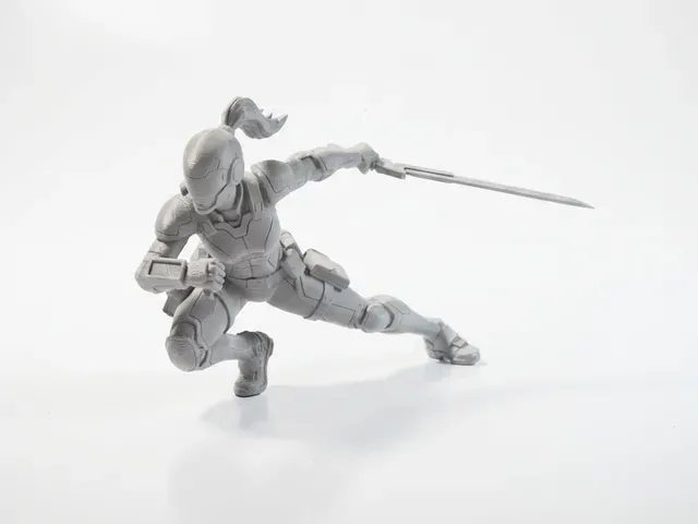 Futuristic Female Warrior Figurine 3D Printable — Фото 3 из 5