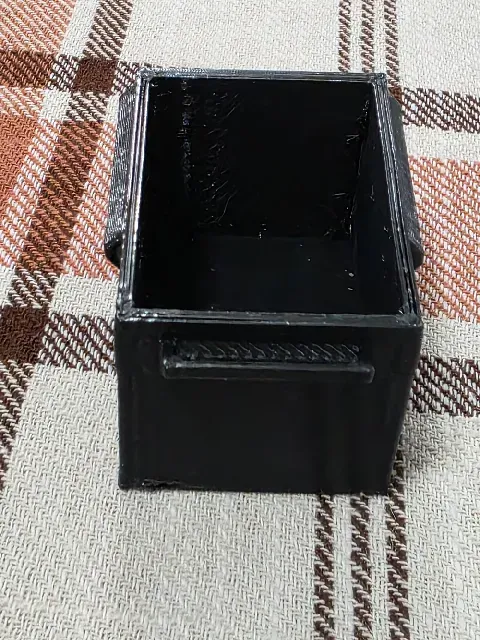 Pencil Sharpener Holder and Shavings Bin — Фото 2 из 4