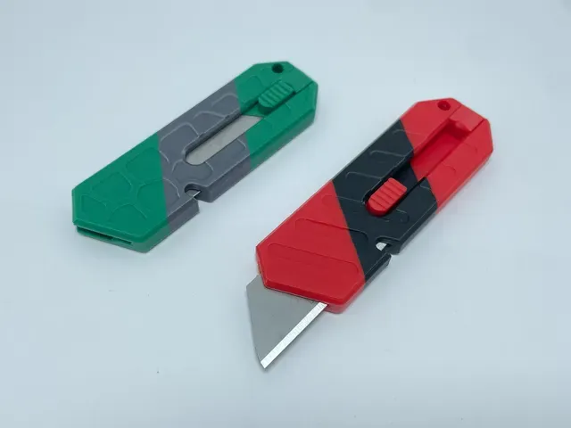 Utility Knife — Image 4 of 5