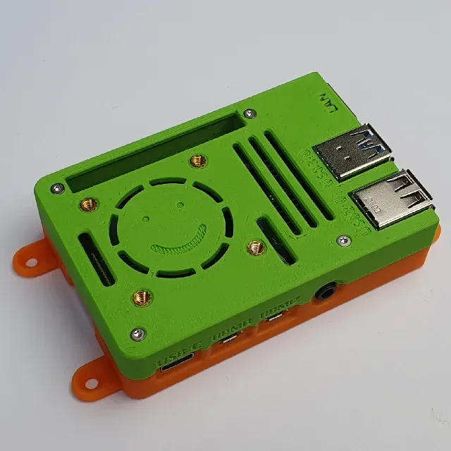 Raspberry Pi 4 case by Nerdiy.de — Фото 3 из 12