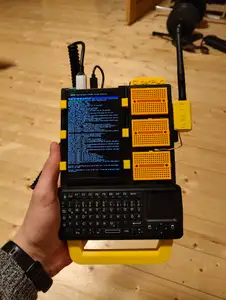 Handheld Cyberdeck (CyberPlug)