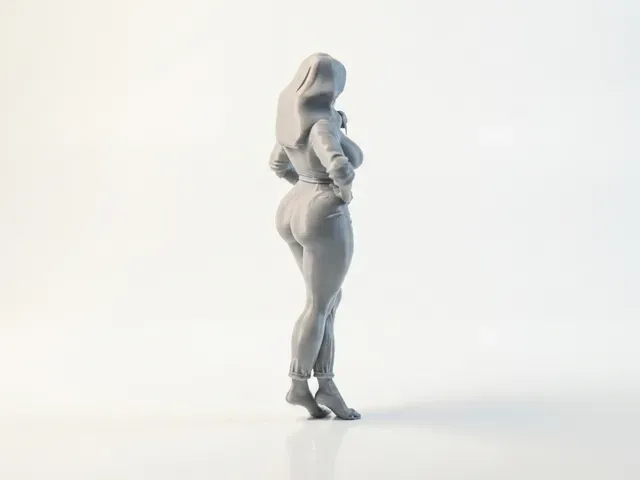 Curvy Woman Figurine Female Figure 3D Printable — Фото 4 из 5