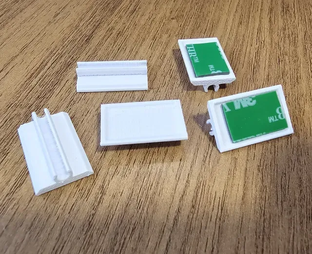 Wall cable clip (3mm cable) — Image 7 of 8