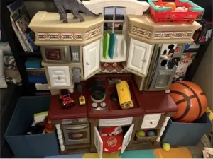Step 2 Play Kitchen Drawer