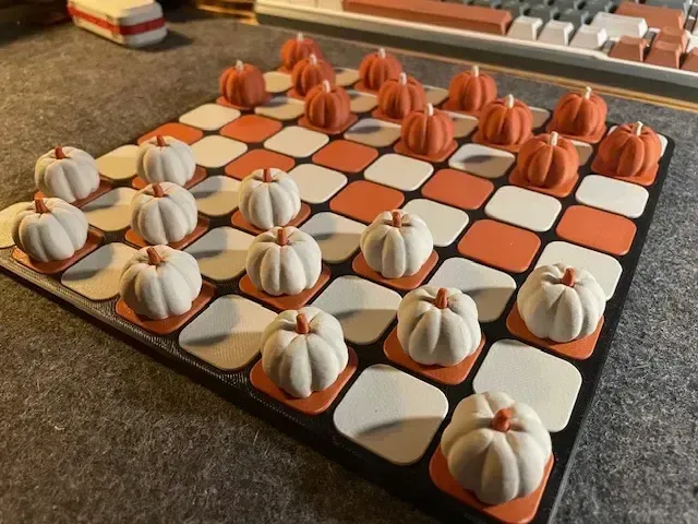 Magnetic Pumpkin Checkers — Image 3 of 8