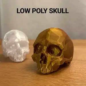 Low Poly Skull