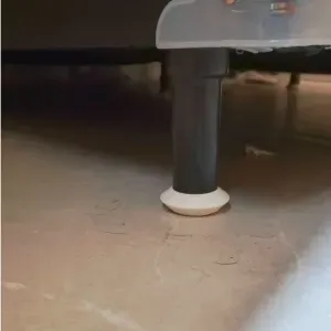 Nylon bed foot