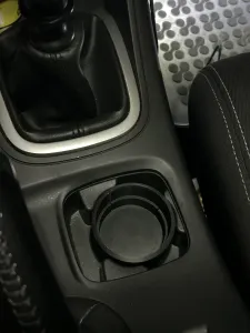 Megane 3 Can Holder Adapter – Stable Fit for Small Drinks