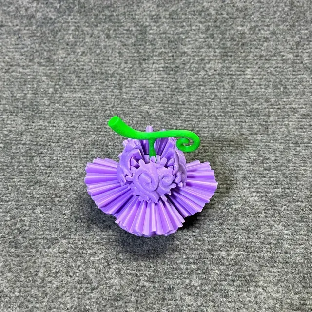 Gomu Gomu No Mi Gear Fidget Toy - One Piece Luffy Devil Fruit — Image 4 of 9