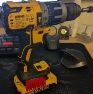 DEWALT bit holder