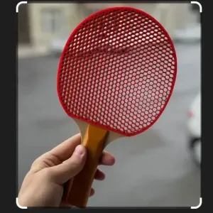 Table tennis racket and hand (stand)