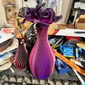 Sturdy Spiral Twisted Vase