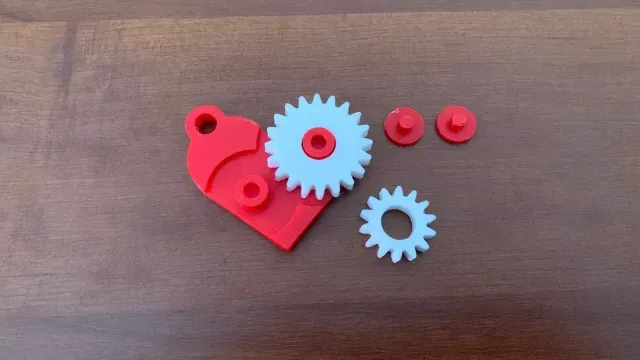 Fidget heart — Image 3 of 9