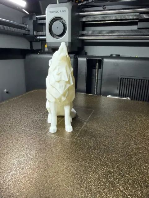 Low Poly Wolf – Geometric Wildlife Sculpture — Image 3 of 4
