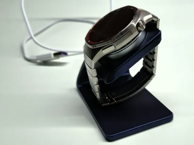 Charging Dock for Huawei Watch GT 6 Pro — Фото 8 из 9