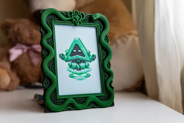The Serpent LED MagicRelief Frame - 100 x 150 — Фото 6 из 9