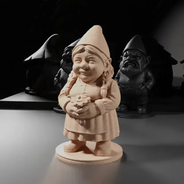 Lady Gnome — Image 2 of 8