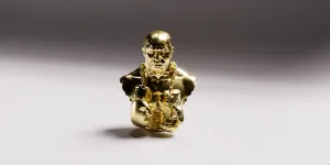 Mike Tyson Bust with Gloves