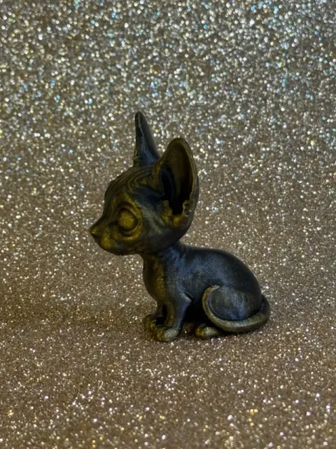 Sphynx Cat – Cute & Creepy 3D Figurine