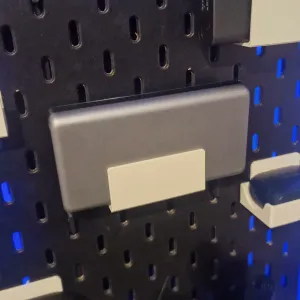 27mm battery pack holder (an 'Ikea Skadis wall' module)