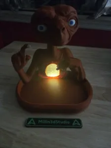 ET Alien lamp Stationary/ Gaming Station