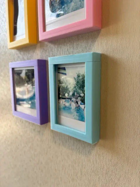 Instax Photo Frame Holder (Mini + Square) – Magnetic Display — Фото 2 из 9